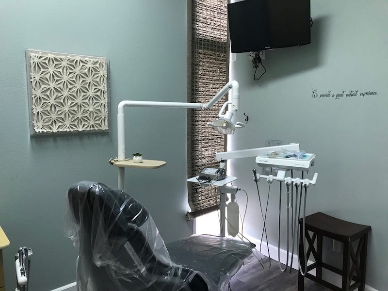 Dentist in CA